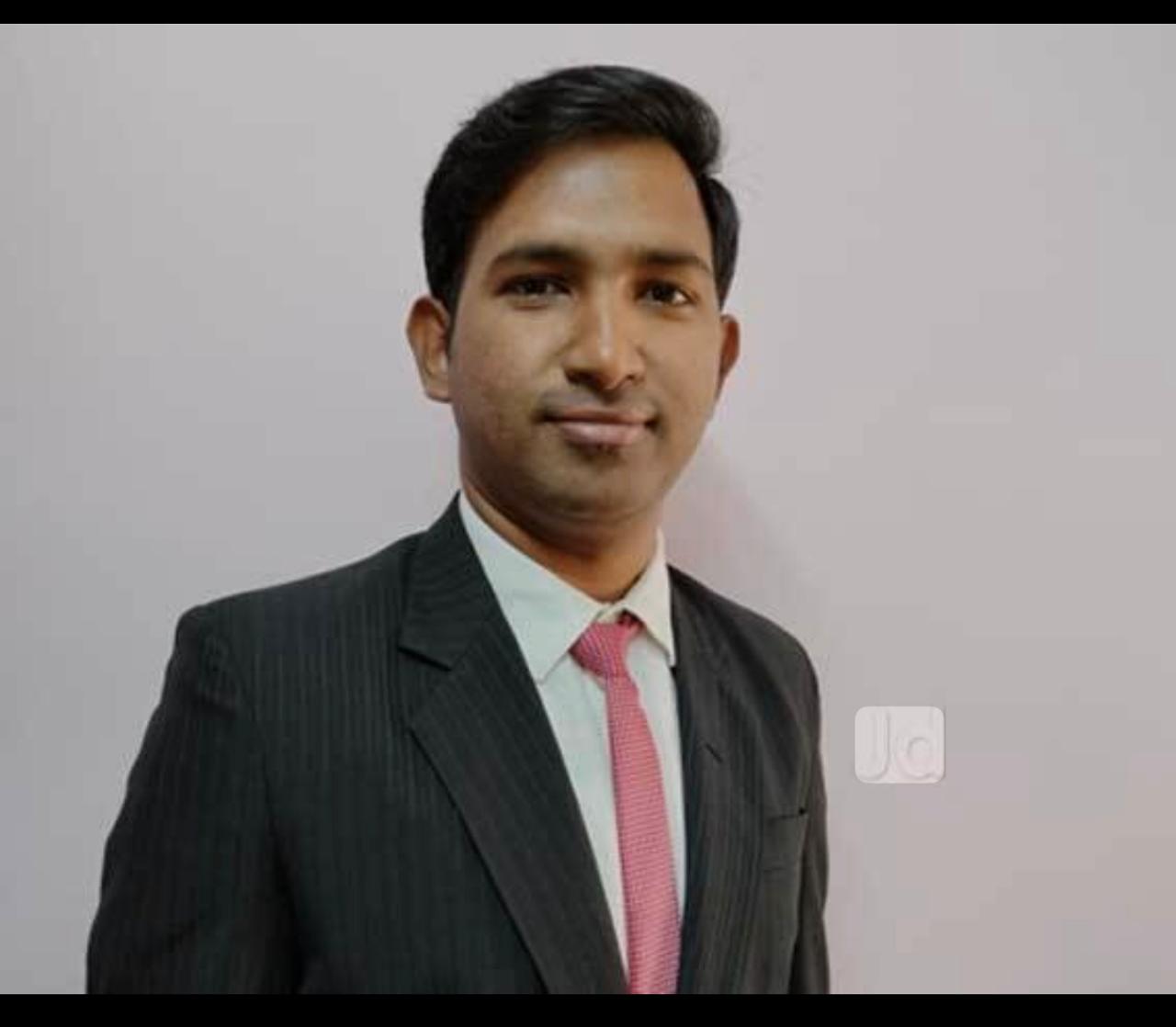 Dr. Amit Kavale